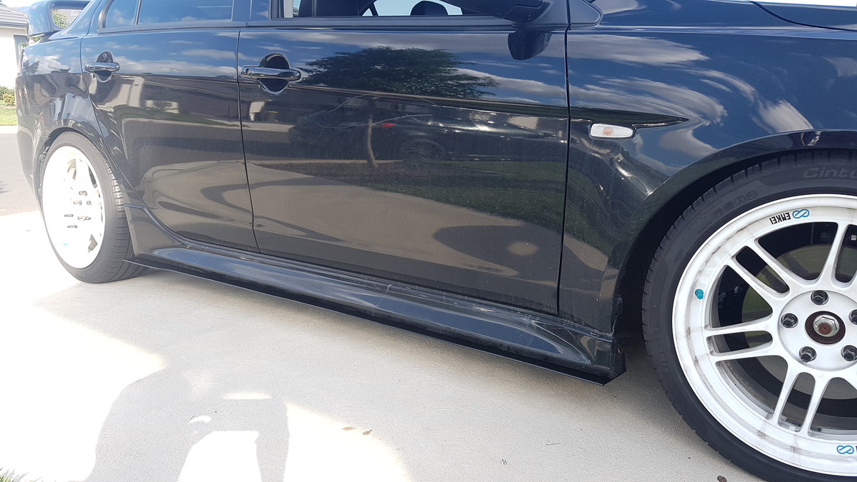 Mitsubishi Lancer Side Skirt Extensions